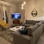 Filarety Luxury House Apartmán