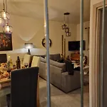 Filarety Luxury House Apartmán *